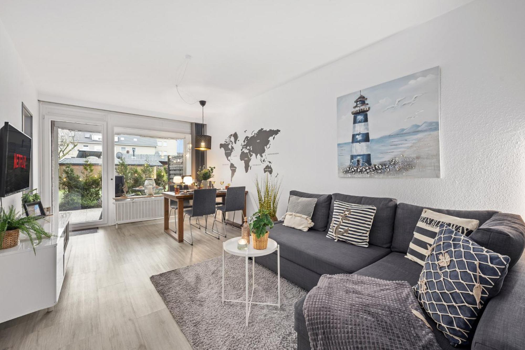 Greypearl - Ruhig Gelegen Mit Terrasse - Strandnaehe - Parkplatz - Wlan Büsum Esterno foto